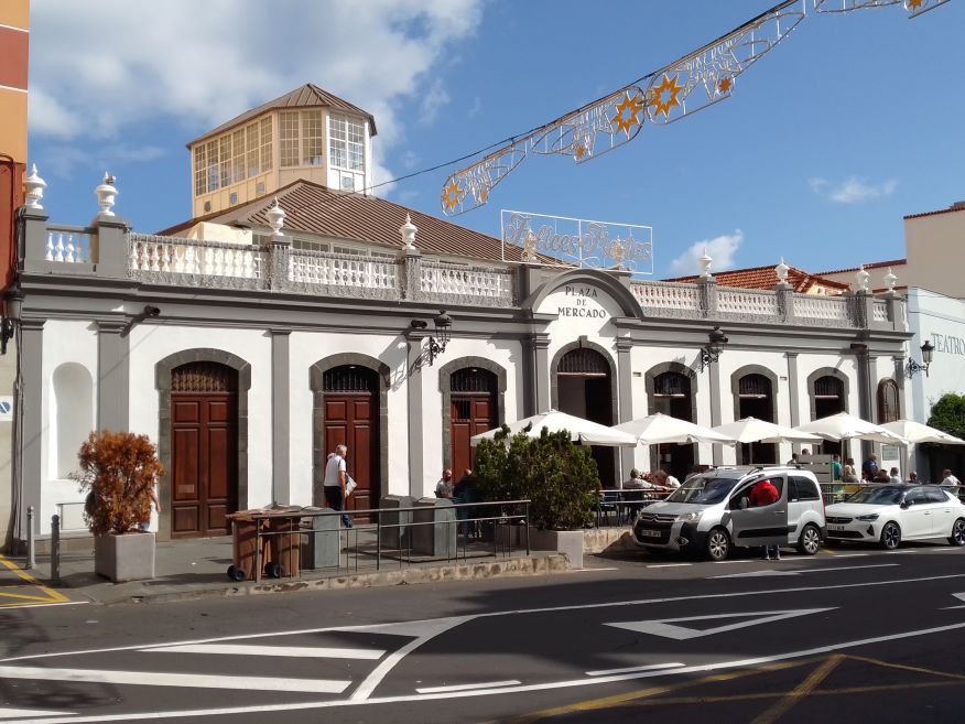 Santa-Cruz-la-Palma-city-market